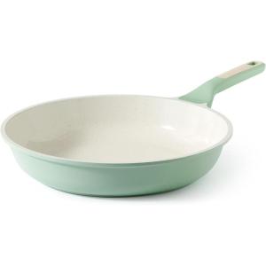 SENSARTE Nonstick Ceramic Frying Pan Skillet, 9.5 Inch Omelet Pan, Healthy Non Toxic Chef Pan, Induction Compatible Egg Pan with Heat Resistant Handle, PFAS-Free(Mint Green)